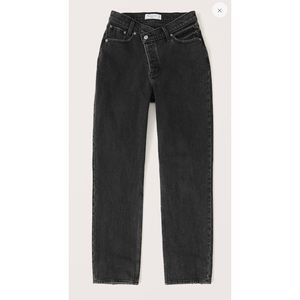 NWT Abercrombie & Fitch Womens High Rise Dad Jean 27R (4R)